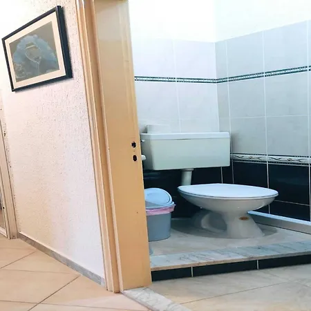 Kastel Stafilic Comfortable - Three Bedroom With Terrace Kaštela