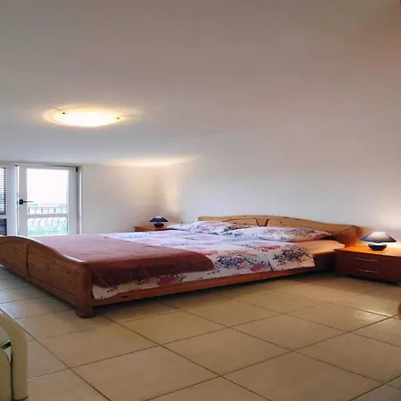 Kastel Stafilic Comfortable - Three Bedroom With Terrace Appartement *
